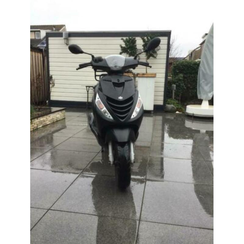 Piaggio Zip 25 km sp kappen