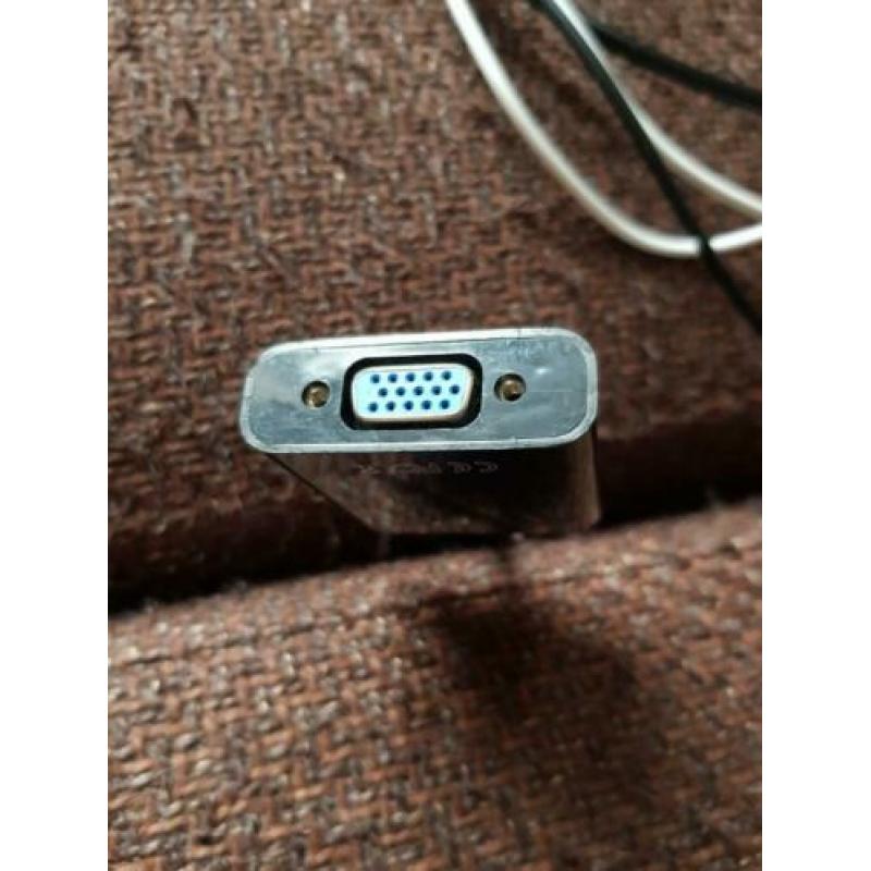Kabels te koop adapters power kabels enz.