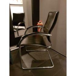 Oldscooldesign Thonet s73 Jozef Carcia zwart leer slede stoe