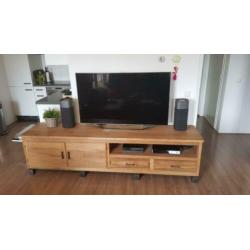 Tv meubel + koffietafel