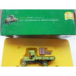 Modelauto 1:50