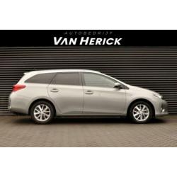 Toyota Auris Touring Sports 1.8 Hybrid Lease Panoramadak / C