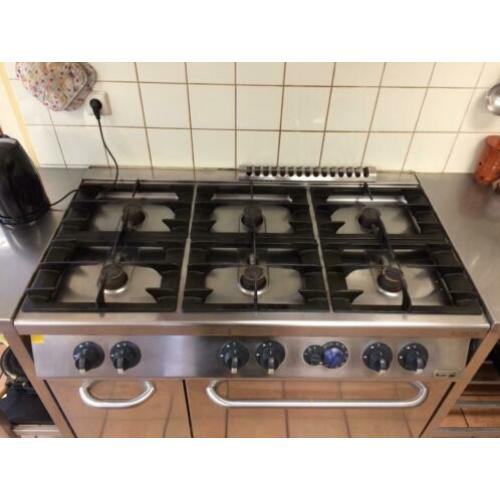 Beuk Horeca 6-pits gasfornuis met gasbakoven grootkeuken