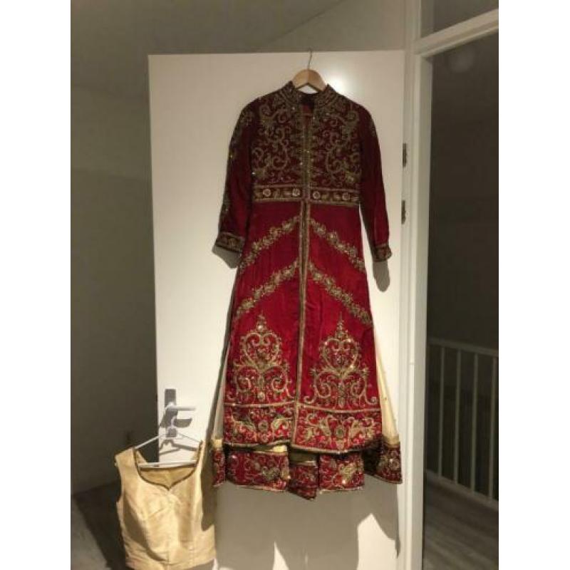 Anarkali Lehenga, Kinalik abiye, Hennajurk