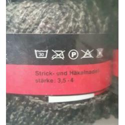 LOT 18: 50gr. x 10 bollen groen - Viscose Katoen
