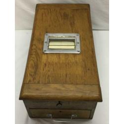 1056 Vooroorlogs Engels kasregister.