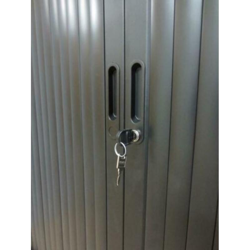 Roldeurkast Zwart H105 x B120 x D45 cm