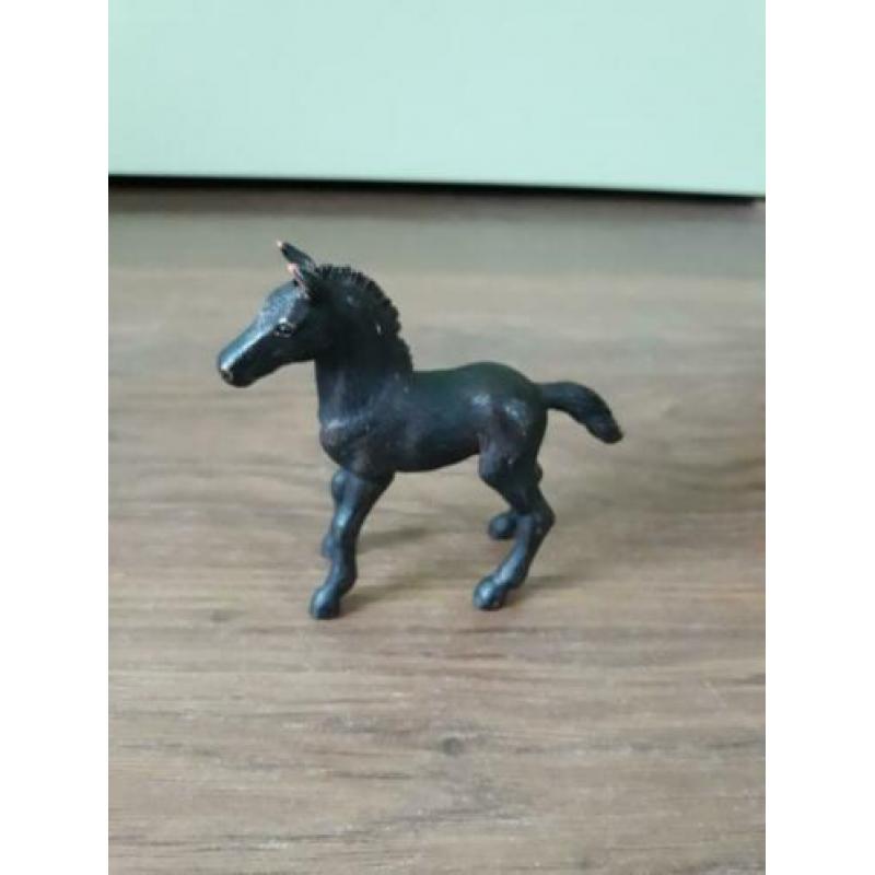 schleich hengst en veulen (friezen)