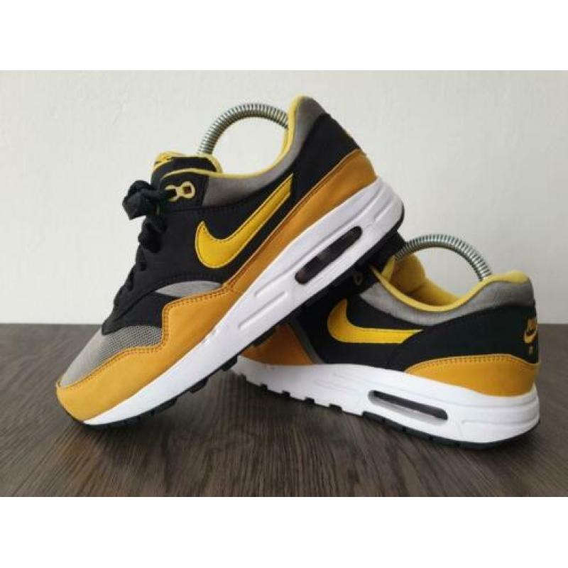 Nike Air Max 1 One 39 Geel