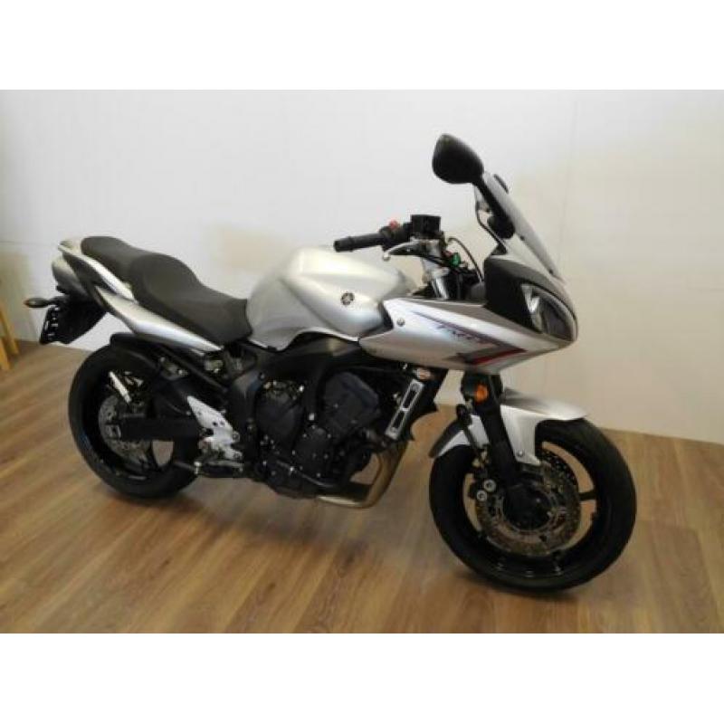 Yamaha FZ6S S2 FZ6 (bj 2010)