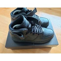Nike air force black mid maat 41