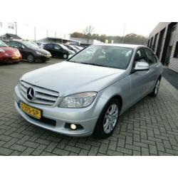 Mercedes-benz C-klasse 180 K Avantgarde AUT. Boekjes
