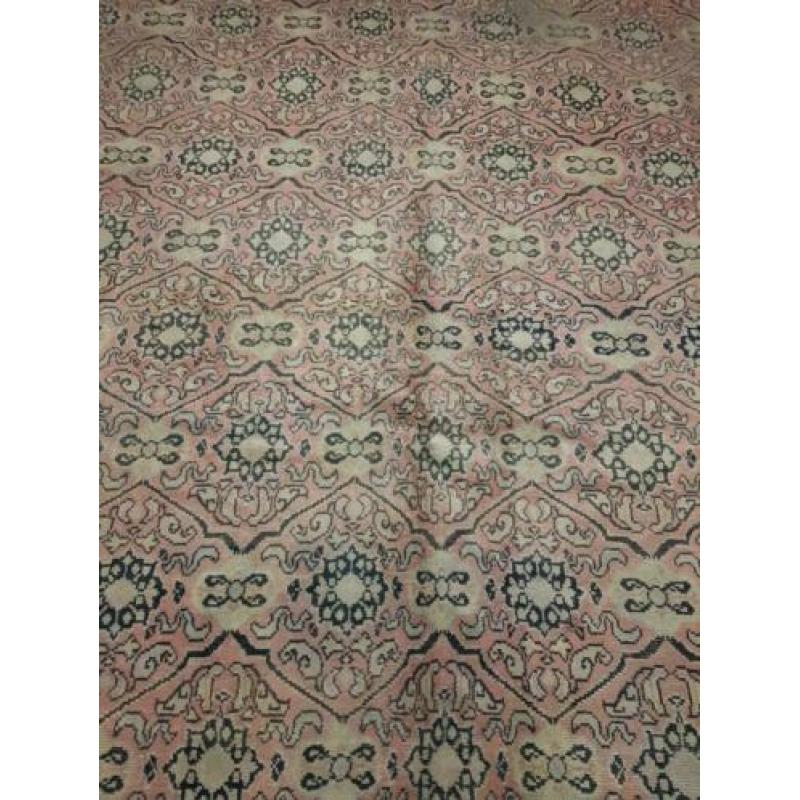 Turks tapijt 357 x 295 cm (OOSTERSE)