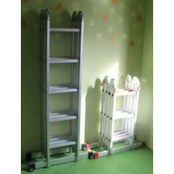 Twee aluminium multi ladders 3,6 m en 6 m