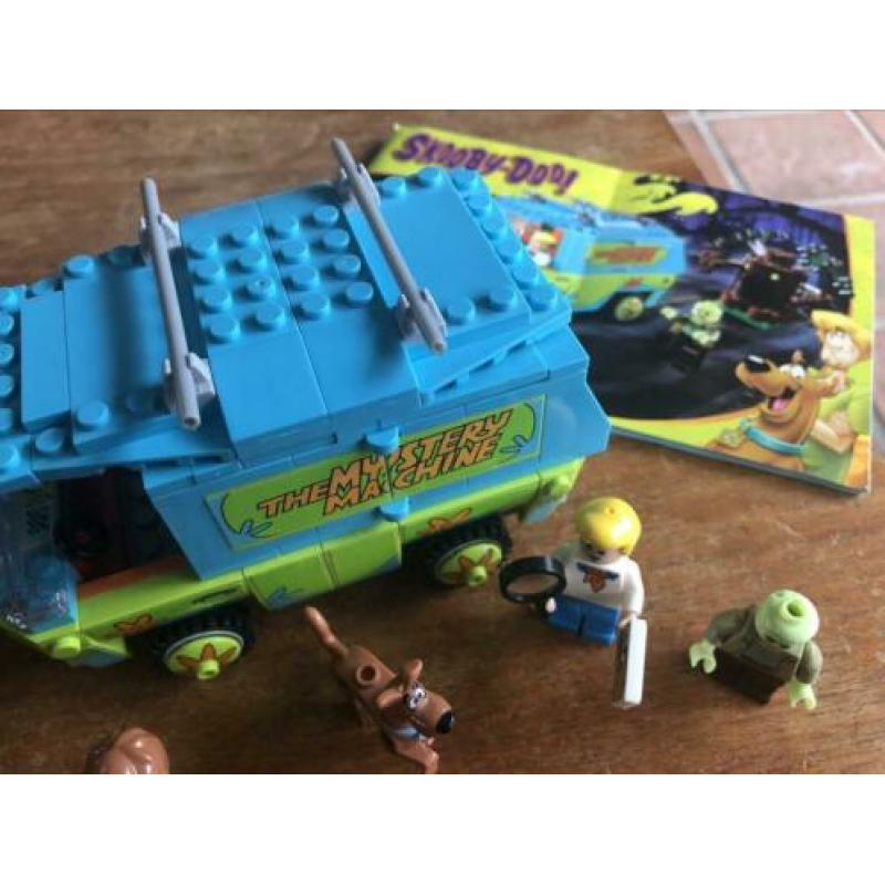 Scooby Doo Mystery Machine - geen echte LEGO!