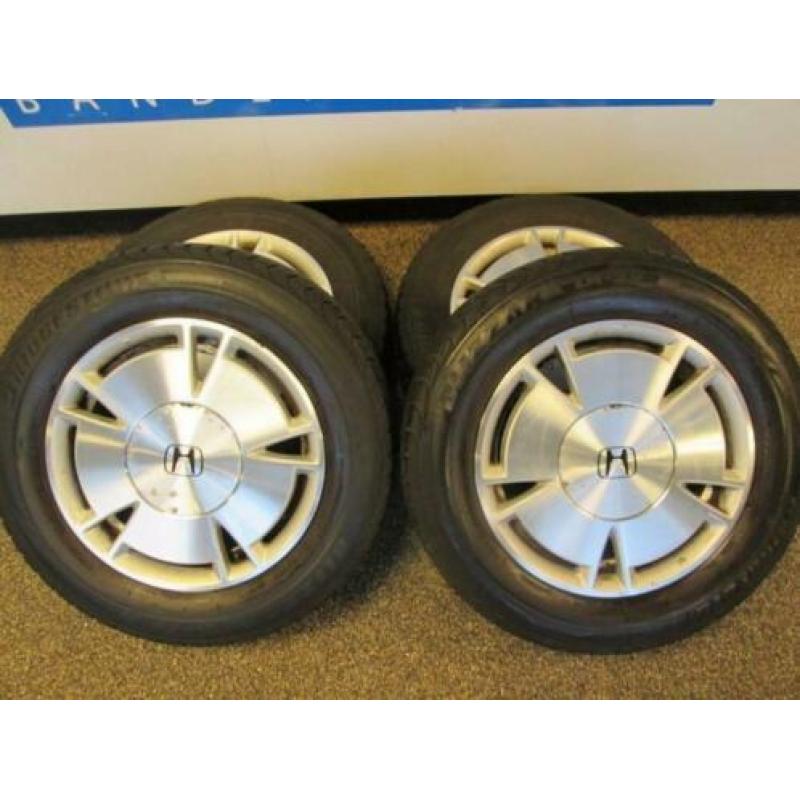 15 inch originele Honda velgen met winterbanden voor Civic