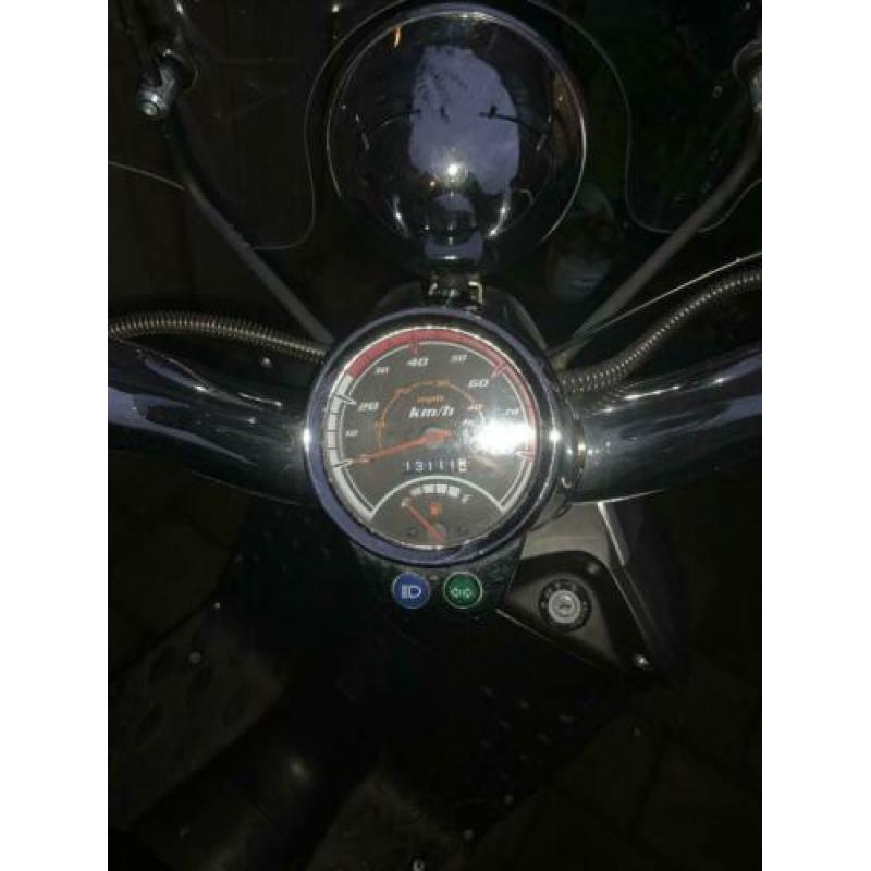 xinix faeder snor scooter