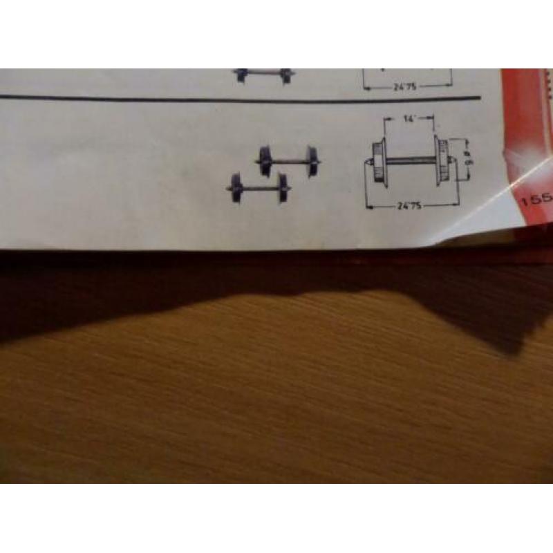 Roco 40195 en 40196 Wisselstroom assen 1,25 euro per stuk