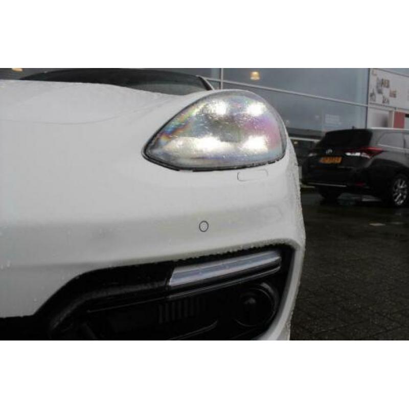 PORSCHE Panamera 4.0 V8 twin-turbo 550pk PDK Turbo