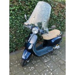 Vespa LX 50 snorscooter
