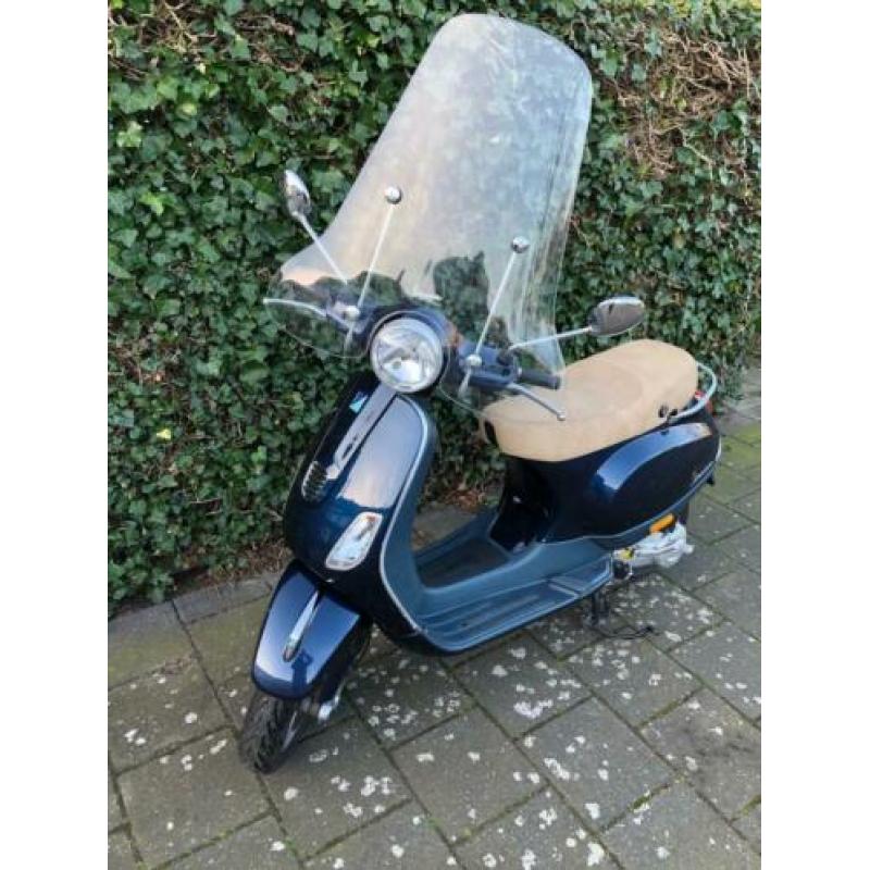 Vespa LX 50 snorscooter