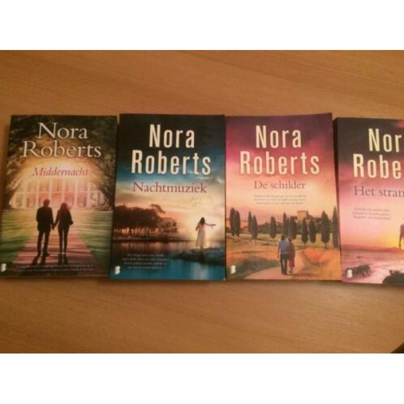Middernacht, strandhuis, schilder, nachtmuziek Nora Roberts