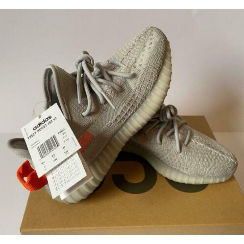 Yeezy 350 V2 Tail Light 40