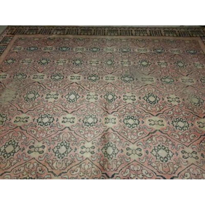 Turks tapijt 357 x 295 cm (OOSTERSE)