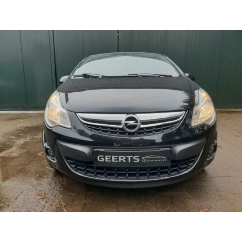 Opel Corsa 1.2 EcoFlex Selection ANNIVERSAY EDITION APK TOT