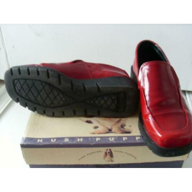 Hush Puppies Rode Lakschoenen instappers