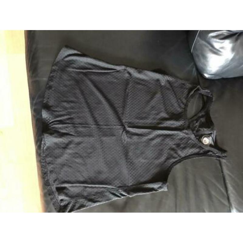 Sport kleding dames 5,00 euro per stuk maat 38/m