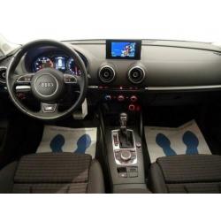 Audi A3 Limousine 1.4 TFSI S-Edition [S-Line] s-tronic , Nav