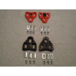 xxx 27-2 LOOK DELTA EN SPD PEDALEN VOOR MAAR 5 EURO