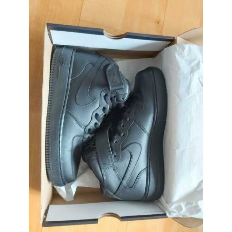 Nike air force black mid maat 41