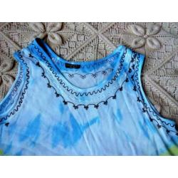 Licht blauw met kleur patronen rayon jurk Maat free size