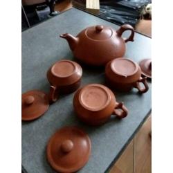 Mooie chinese set theepot en potjes bij