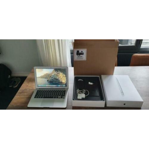 Macbook Air 2017 256 GB SSD