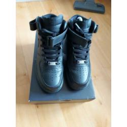 Nike air force black mid maat 41