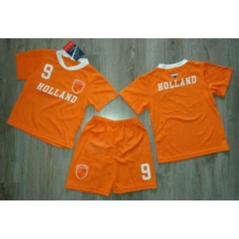 Super Leuk Voetbalpakje van Oranje Holland 146/152