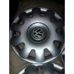15 inch wieldoppen Volkswagen.