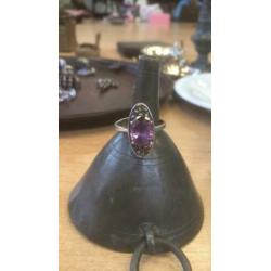 925 Ring amethist met markesiet plus gratis oorbelletjes
