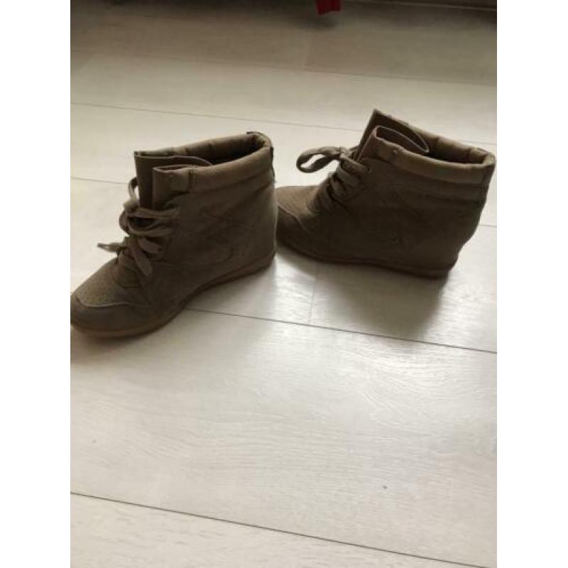 Sleehak sneaker enkel laarsje beige bruin maat 37