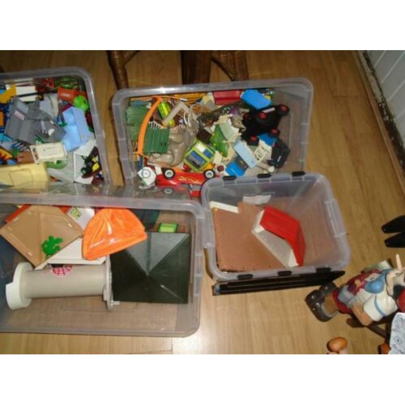 Bakken vol met playmobil