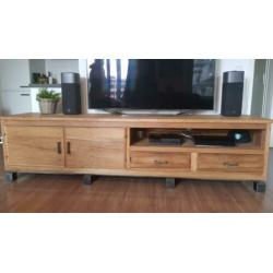 Tv meubel + koffietafel