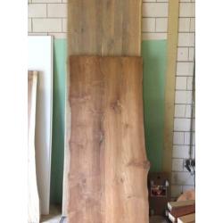 Vele nieuwe eiken, suar, teak, en mango eettafels! Veel keus