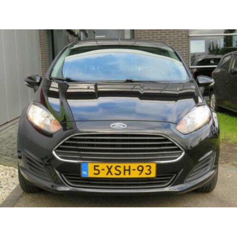 Ford Fiesta 1.6 TDCi Lease Style Navi Airco Cruise PDC Bluet