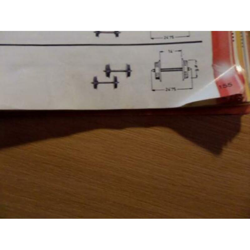 Roco 40195 en 40196 Wisselstroom assen 1,25 euro per stuk