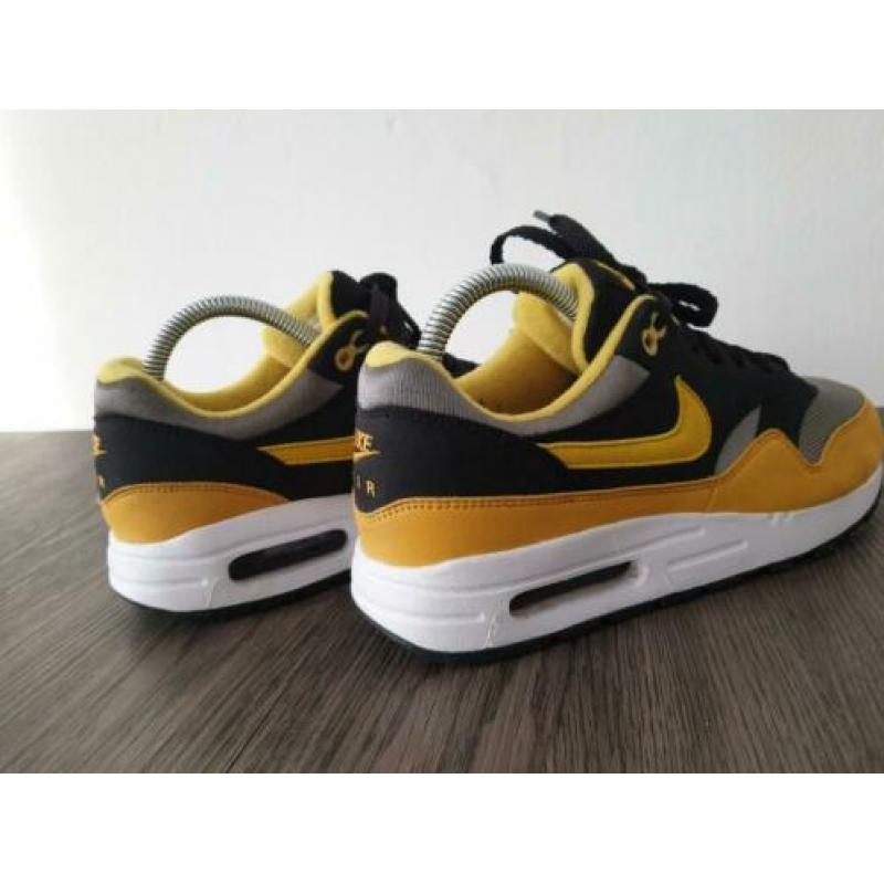 Nike Air Max 1 One 39 Geel