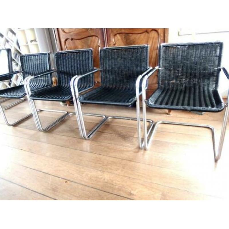 4 retro buisframe chroom / kunststof eetkamerstoelen