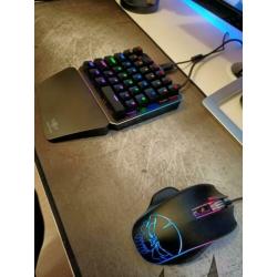 Xpert-G700 toetsenbord en muis